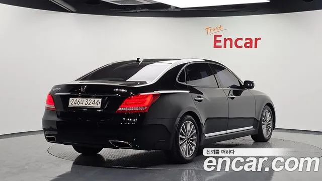 Hyundai Equus 2015 — фото 2