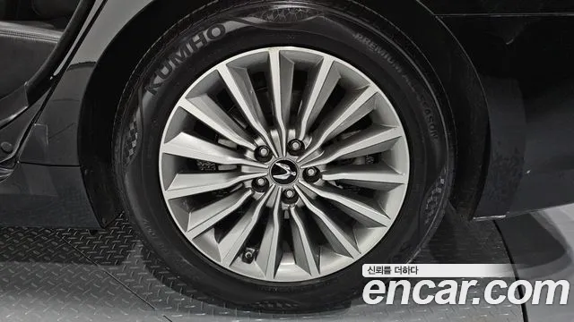 Hyundai Equus 2015 — фото 5