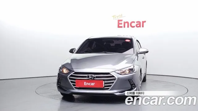 Hyundai AVANTE 2018 — фото 3