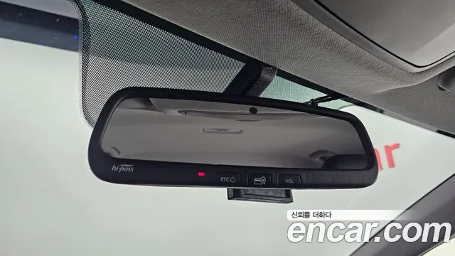 Hyundai AVANTE 2018 — фото 20