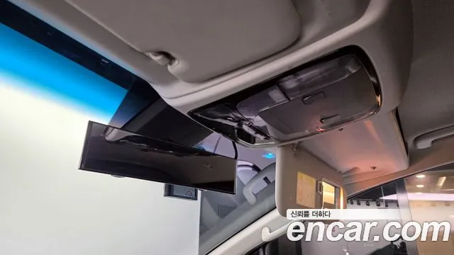 Hyundai Staria 2022 — фото 18