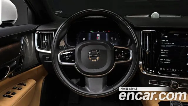 Volvo S90 2022 — фото 13