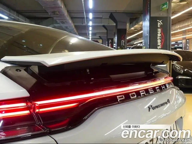 Porsche Panamera 2022 — фото 17