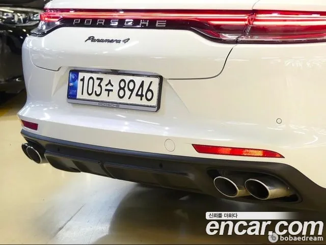 Porsche Panamera 2022 — фото 19