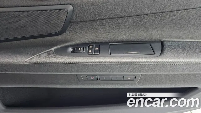 BMW 7-Series 2012 — фото 18