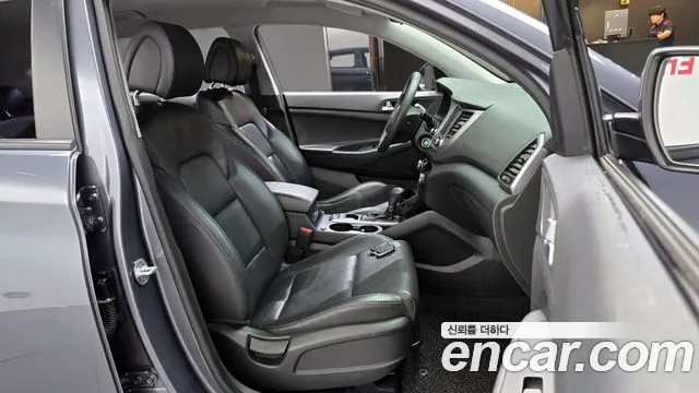 Hyundai Tucson 2017 — фото 10