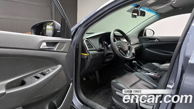 Hyundai Tucson 2017 — фото 11