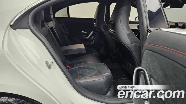Mercedes-Benz CLA-Class 2023 — фото 12