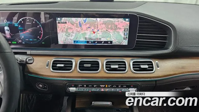 Mercedes-Benz GLE-Class 2020 — фото 15