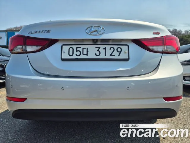 Hyundai AVANTE 2015 — фото 4
