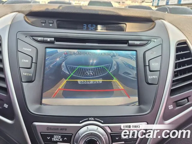 Hyundai AVANTE 2015 — фото 11