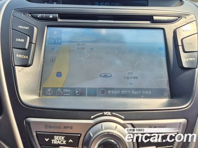 Hyundai AVANTE 2015 — фото 12