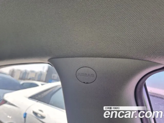 Hyundai AVANTE 2015 — фото 18
