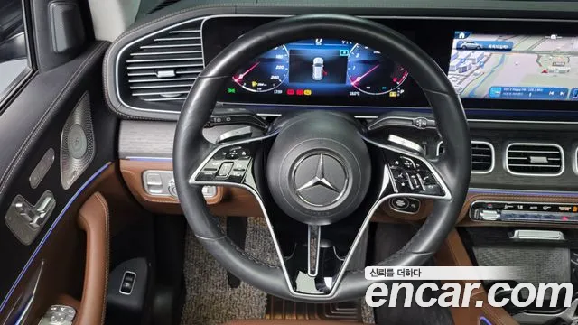 Mercedes-Benz GLE-Class 2023 — фото 12