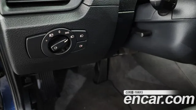 BMW X1 2012 — фото 17