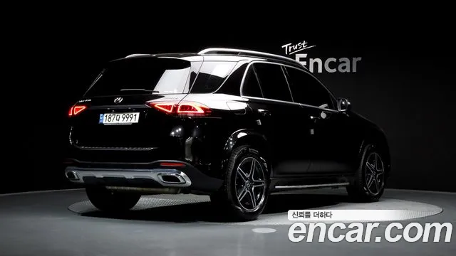Mercedes-Benz GLE-Class 2021 — фото 2
