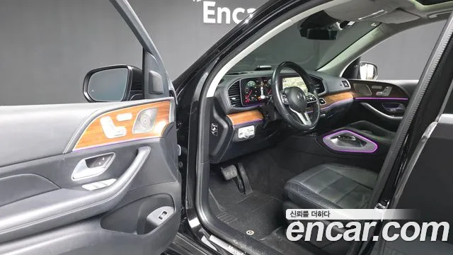 Mercedes-Benz GLE-Class 2021 — фото 10
