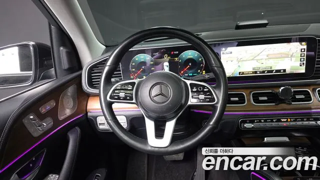 Mercedes-Benz GLE-Class 2021 — фото 13