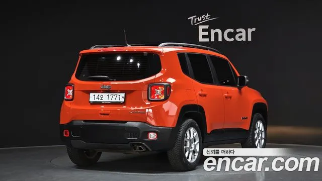 Jeep Renegade 2019 — фото 2