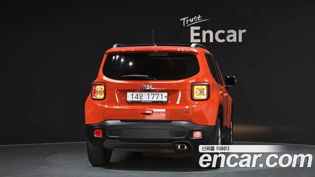 Jeep Renegade 2019 — фото 4