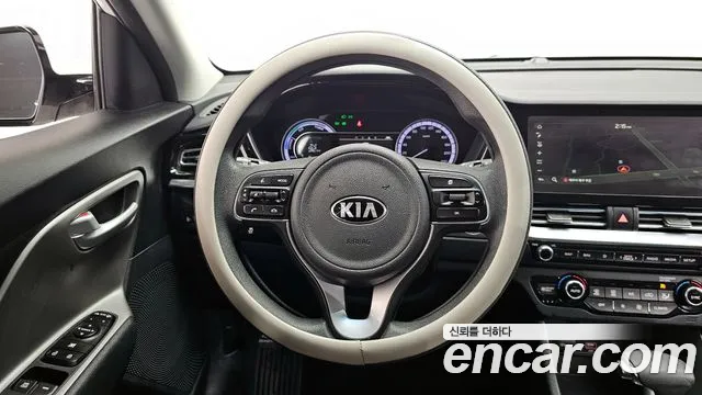 Kia Niro 2020 — фото 13