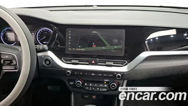 Kia Niro 2020 — фото 16