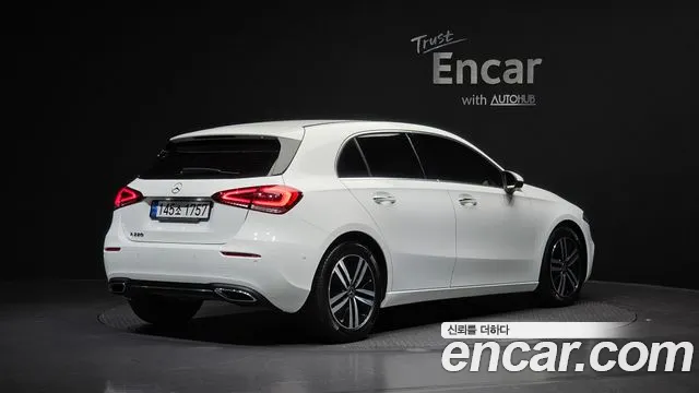 Mercedes-Benz A-Class 2022 — фото 2