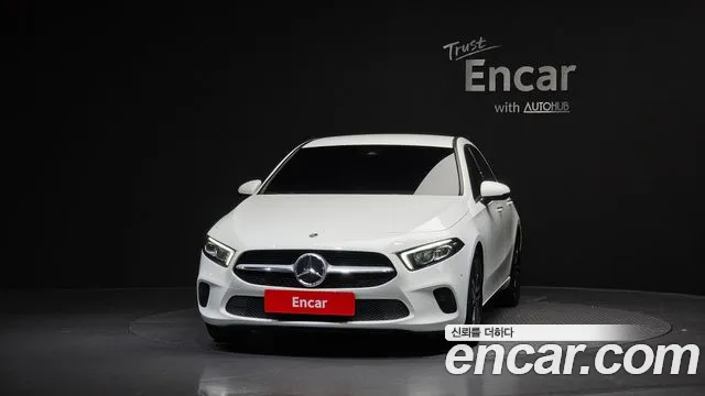 Mercedes-Benz A-Class 2022 — фото 3