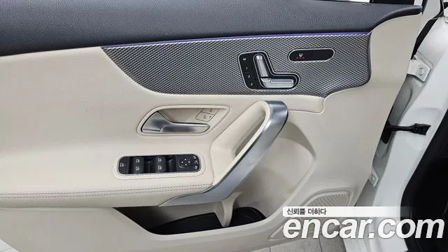 Mercedes-Benz A-Class 2022 — фото 14