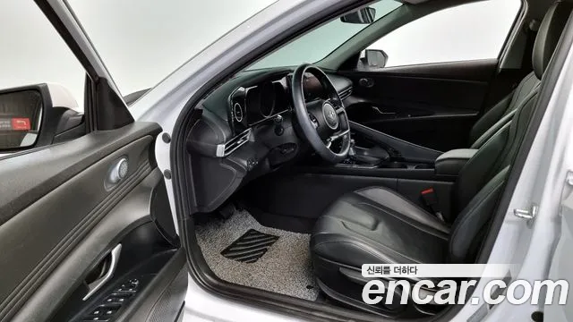 Hyundai AVANTE 2021 — фото 11