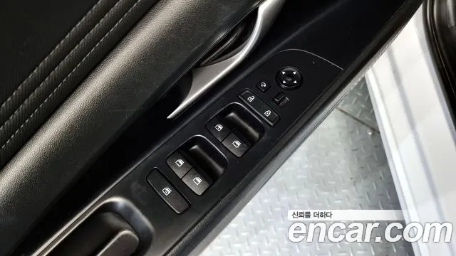 Hyundai AVANTE 2021 — фото 17