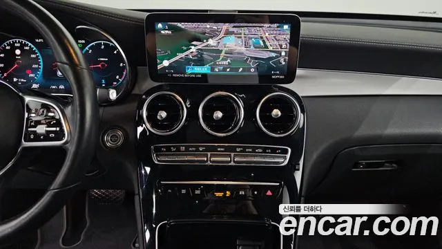 Mercedes-Benz GLC-Class 2022 — фото 15