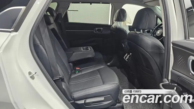 Kia Sorento 2021 — фото 12