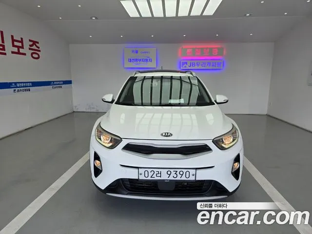 Kia Stonic 2018 — фото 3