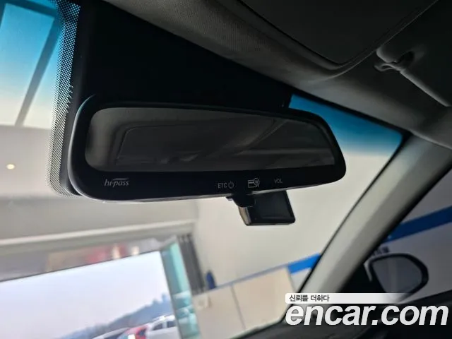Kia Stonic 2018 — фото 15