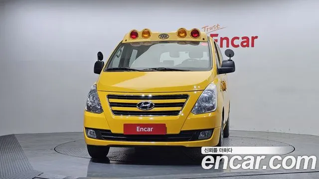 Hyundai Starex 2018 — фото 3