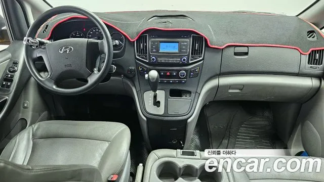 Hyundai Starex 2018 — фото 7