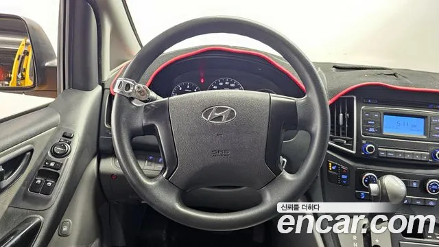 Hyundai Starex 2018 — фото 13