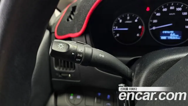 Hyundai Starex 2018 — фото 18
