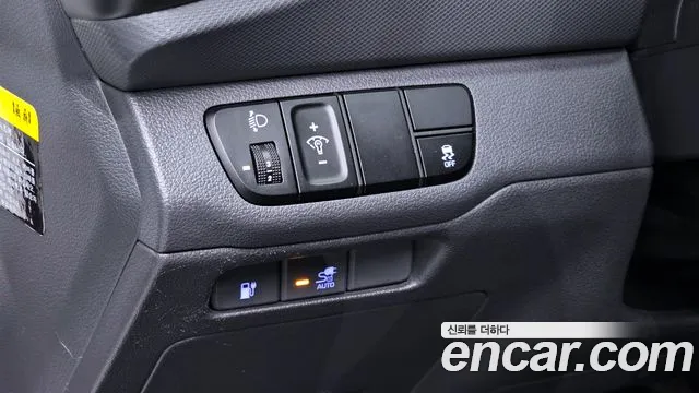 Hyundai Ioniq 2018 — фото 18