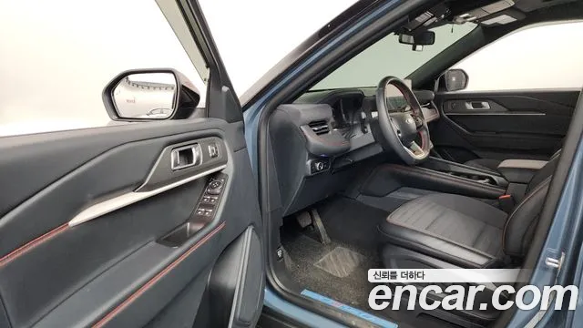 Ford Explorer 2025 — фото 10