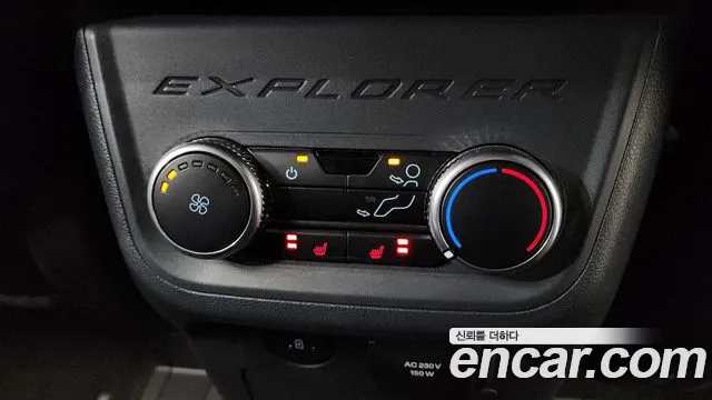 Ford Explorer 2025 — фото 18