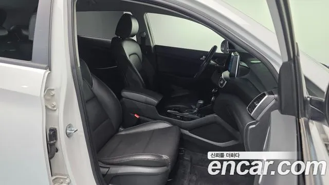 Hyundai Tucson 2020 — фото 10