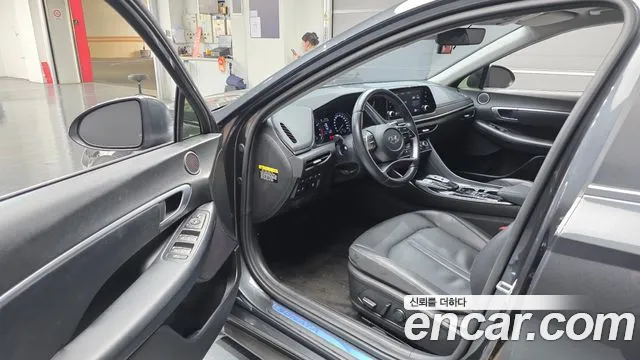 Hyundai Sonata 2020 — фото 10
