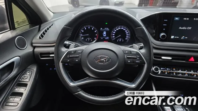 Hyundai Sonata 2020 — фото 13