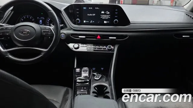 Hyundai Sonata 2020 — фото 20