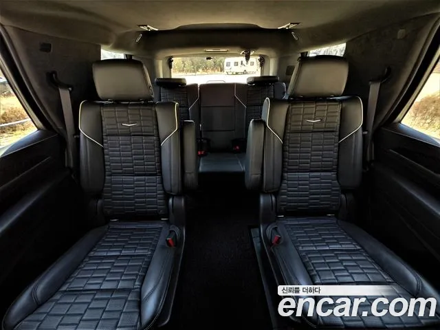 Cadillac Escalade 2021 — фото 12
