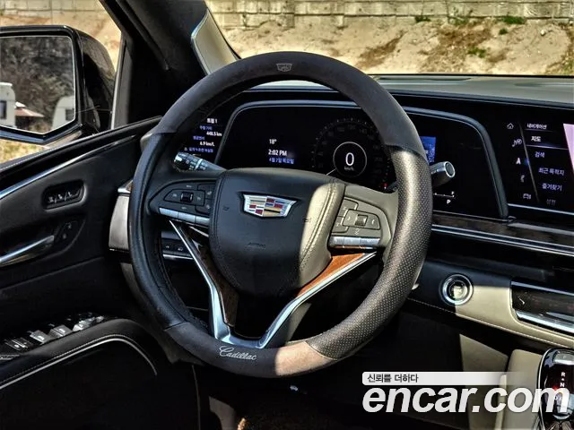 Cadillac Escalade 2021 — фото 13