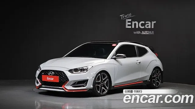 Hyundai Veloster 2022 — фото 1