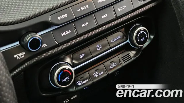Hyundai Veloster 2019 — фото 17